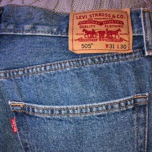 VINTAGE levi’s mom jeans
